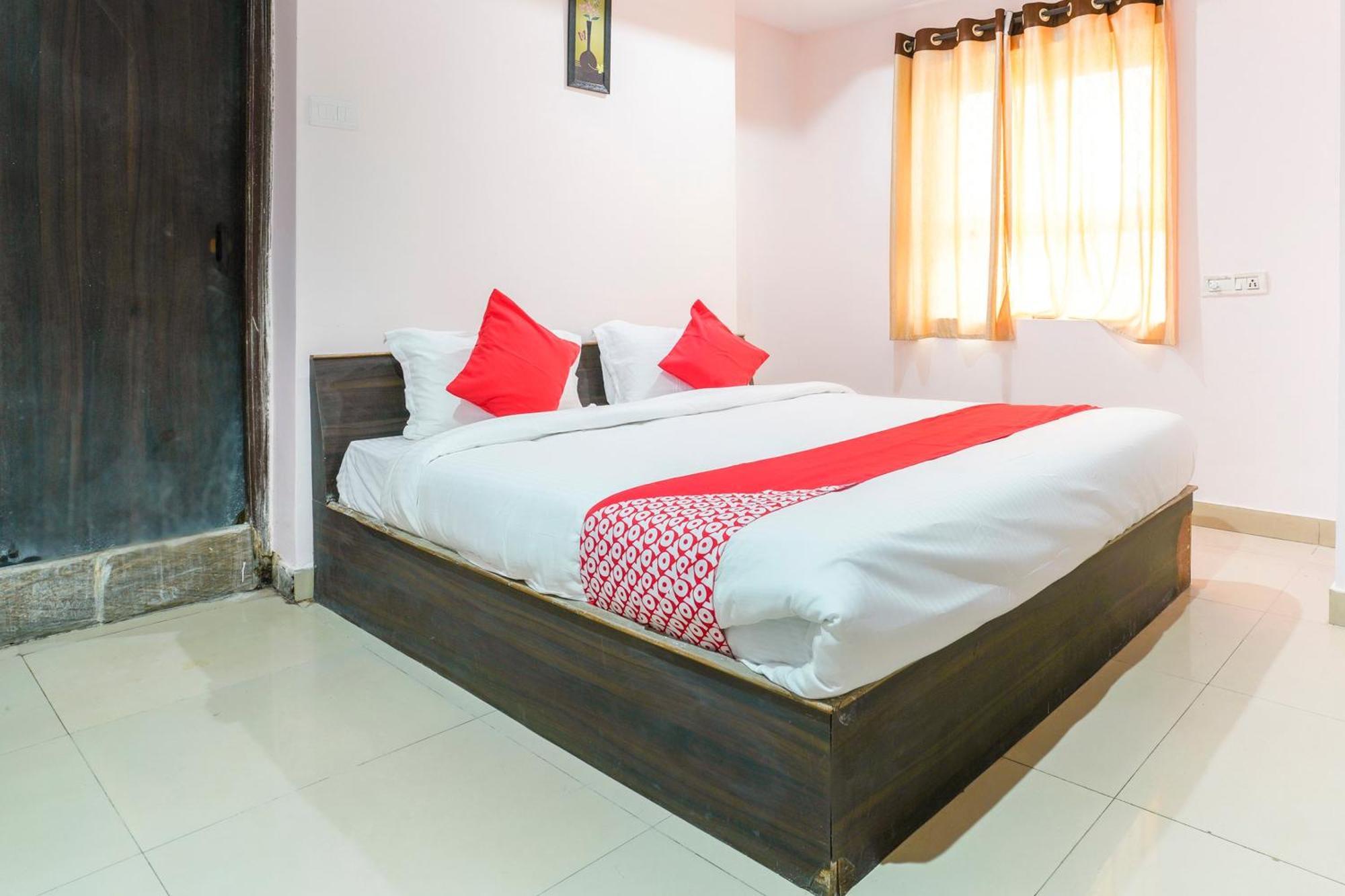 Spot On Sunshine Inn Hyderabad Exterior photo